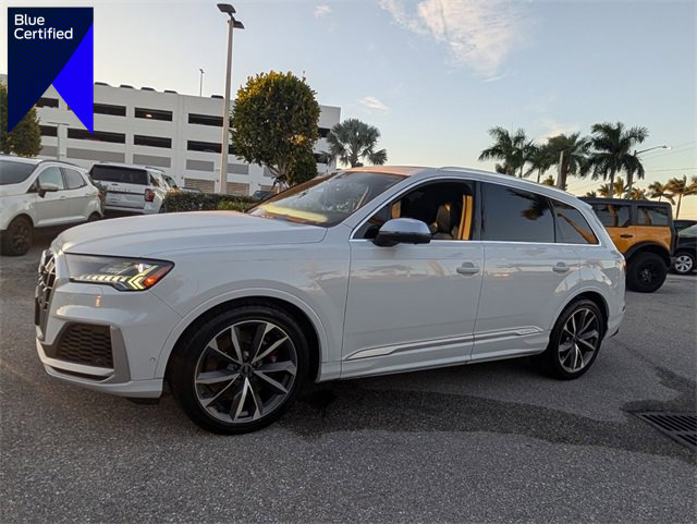 Used 2021 Audi SQ7 Premium Plus w/ Driver Assistance Package