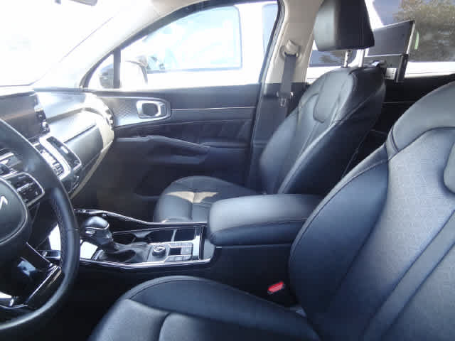 Used 2022 Kia Sorento SX FWD image 6