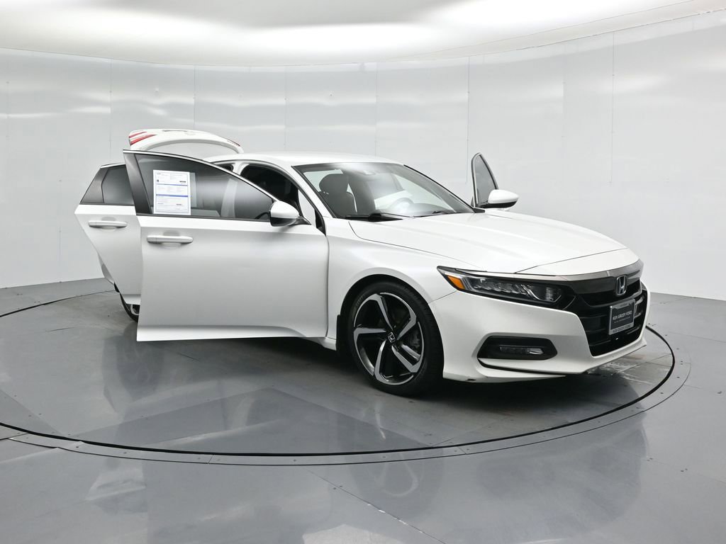 Used 2018 Honda Accord Sport image 28