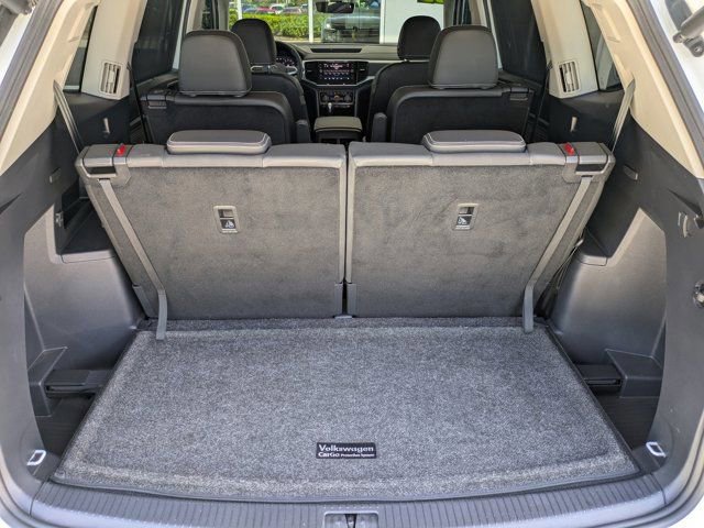 Used 2023 Volkswagen Atlas SEL Premium AWD/4WD image 24