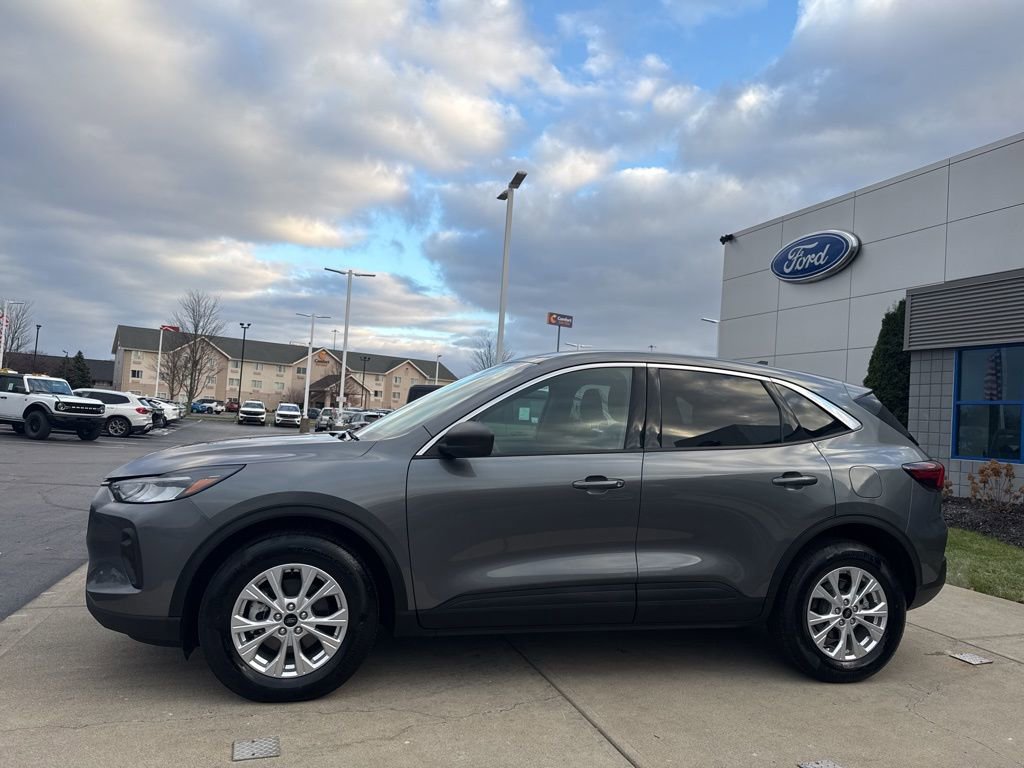 Certified 2023 Ford Escape Active w/ Tech Pack #1 image 5