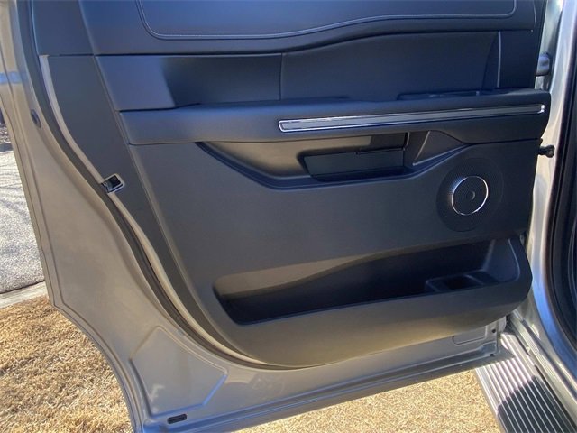 Certified 2024 Ford Expedition Max XLT image 15