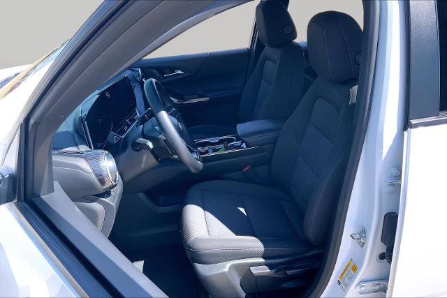 Used 2026 Chevrolet Equinox LT AWD/4WD image 8