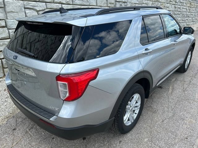 Certified 2023 Ford Explorer XLT AWD/4WD image 5