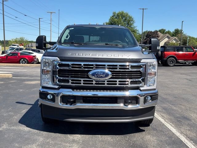 Certified 2026 Ford F350 XLT w/ 360-Degree Camera Package AWD/4WD image 9