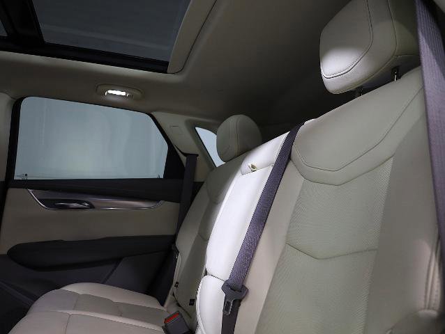 Used 2022 Cadillac XT5 Premium Luxury w/ Technology Package image 11