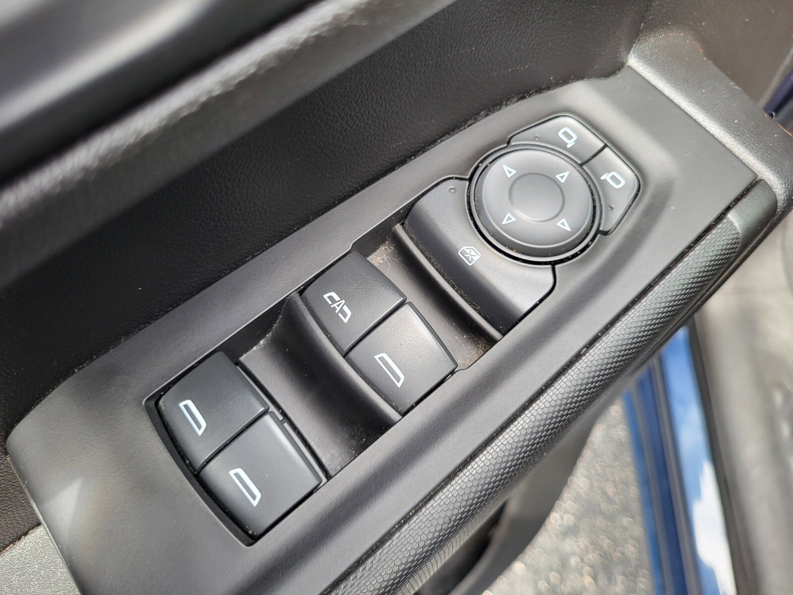 Used 2022 Chevrolet Silverado 1500 Custom image 18