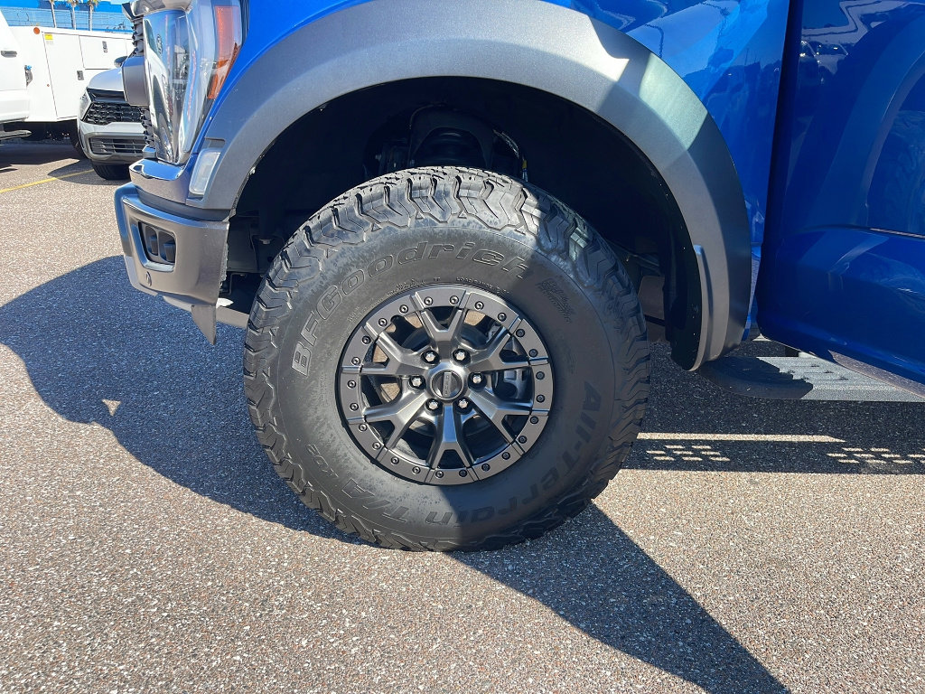 Certified 2022 Ford F150 Raptor w/ Raptor 37 Performance Package AWD/4WD image 38