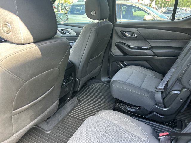 Used 2023 Chevrolet Traverse LT FWD image 22