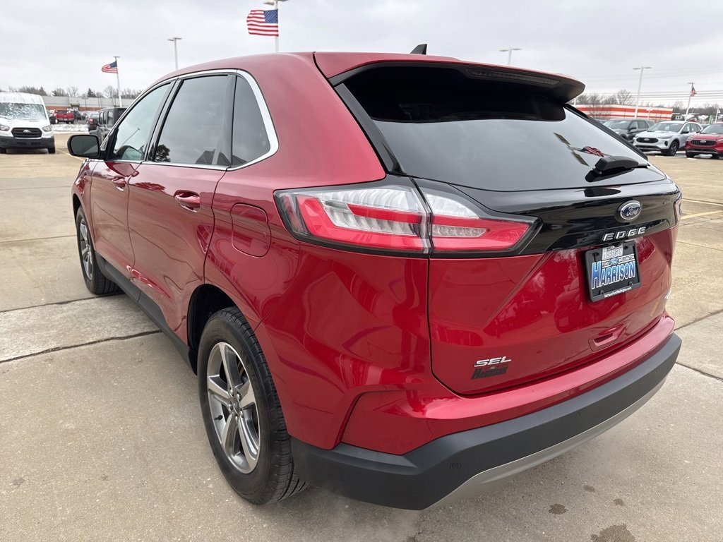 Certified 2024 Ford Edge SEL w/ Convenience Package image 3