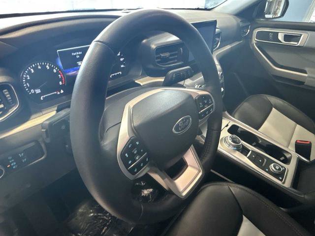 Certified 2023 Ford Explorer XLT w/ Equipment Group 202A AWD/4WD image 13