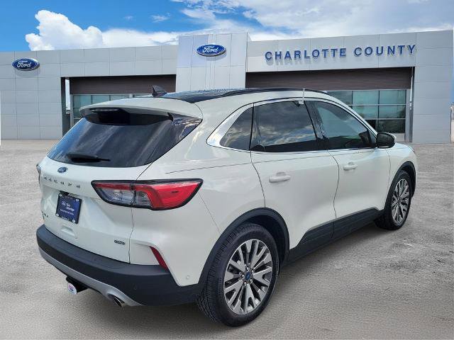 Certified 2020 Ford Escape Titanium w/ Titanium Premium Package 2.0 FWD image 5