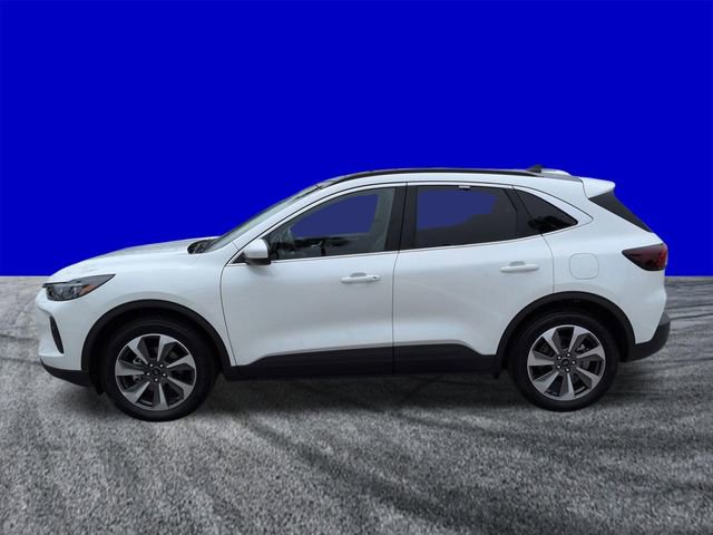 Certified 2025 Ford Escape Platinum w/ Class II Trailer Tow Package AWD/4WD image 7