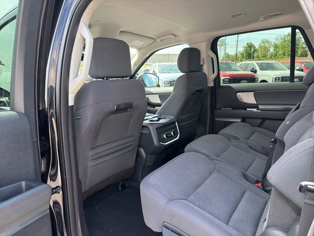 Certified 2025 Ford Expedition Max Active AWD/4WD image 15