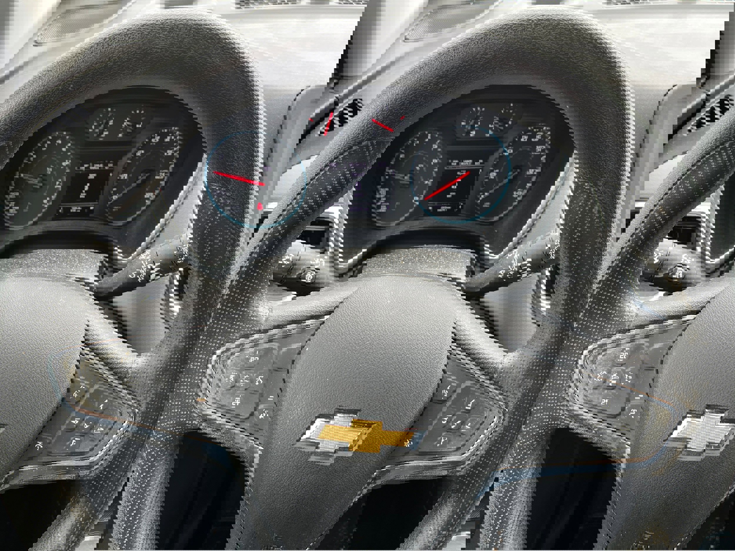 Used 2020 Chevrolet Equinox LS w/ LS Convenience Package image 17