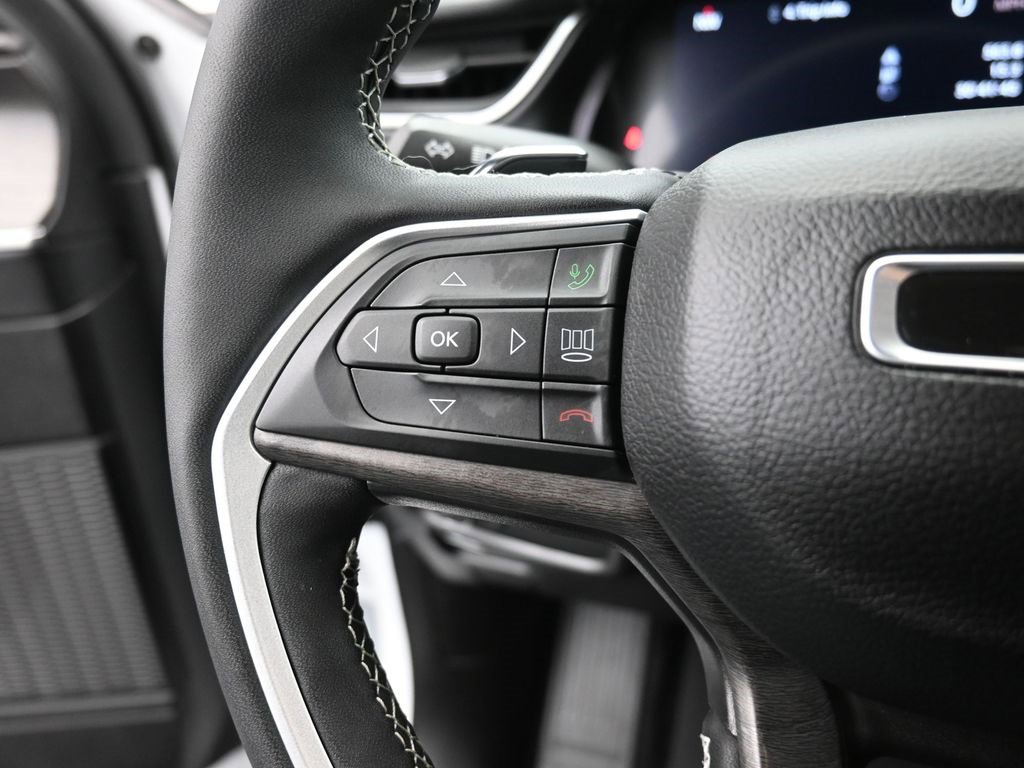 Used 2024 Jeep Grand Cherokee L Limited w/ Black Appearance Package image 6