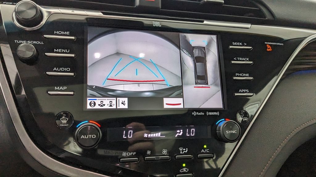 Used 2018 Toyota Camry XLE FWD image 27
