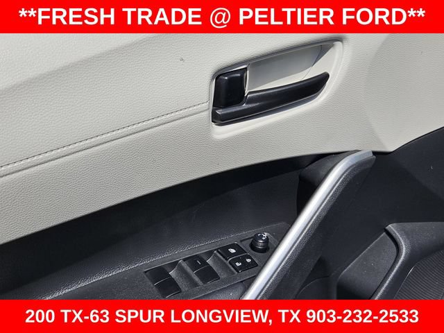 Used 2022 Toyota Corolla Cross L FWD image 17