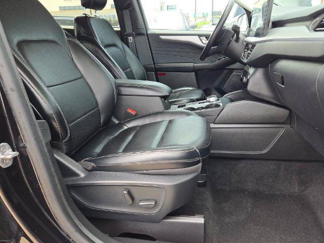 Certified 2024 Ford Escape Platinum AWD/4WD image 4
