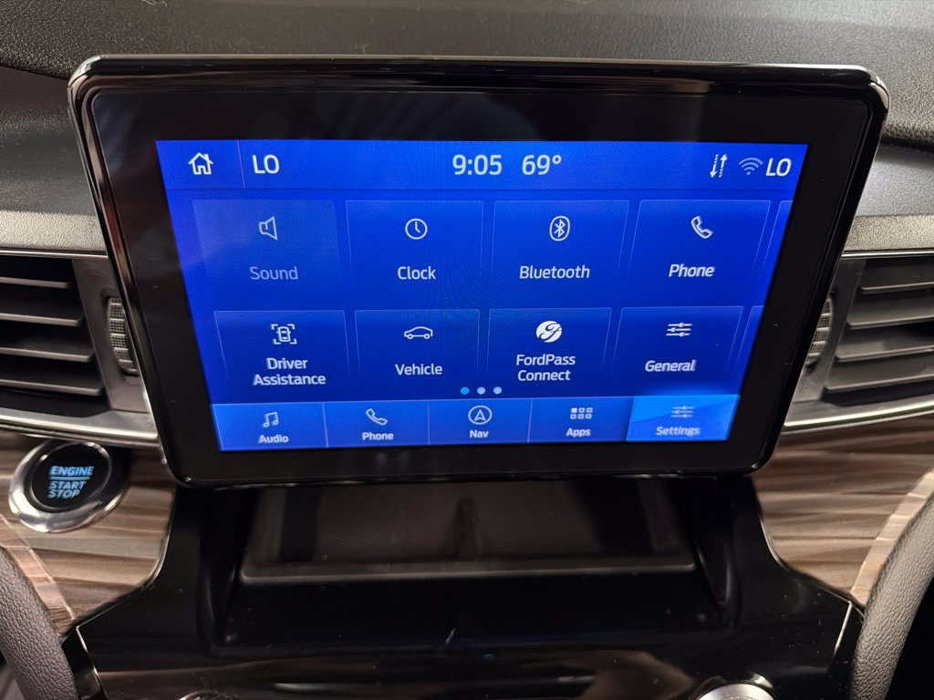 Certified 2023 Ford Explorer Limited w/ Equipment Group 301A AWD/4WD image 9