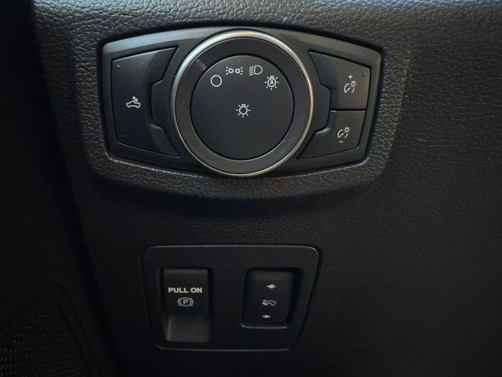 Certified 2019 Ford F150 Raptor w/ Equipment Group 801A Mid image 21