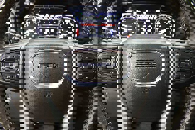 Used 2021 GMC Sierra 1500 Denali w/ Denali Ultimate Package image 18