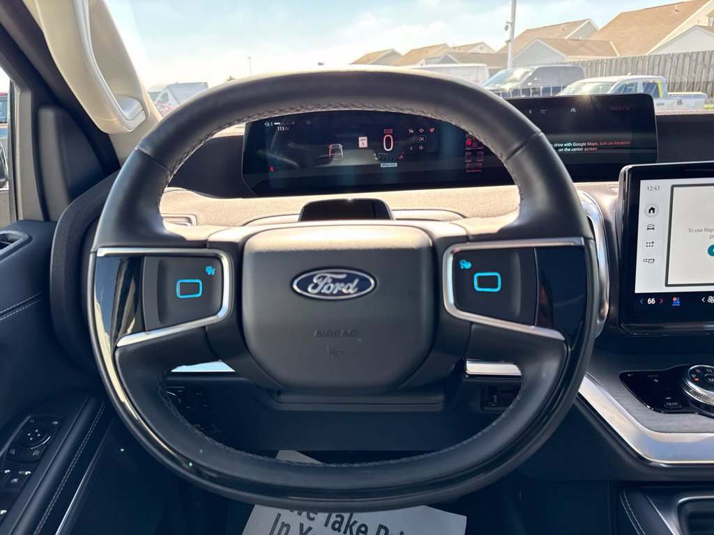 Certified 2025 Ford Expedition Platinum AWD/4WD image 23