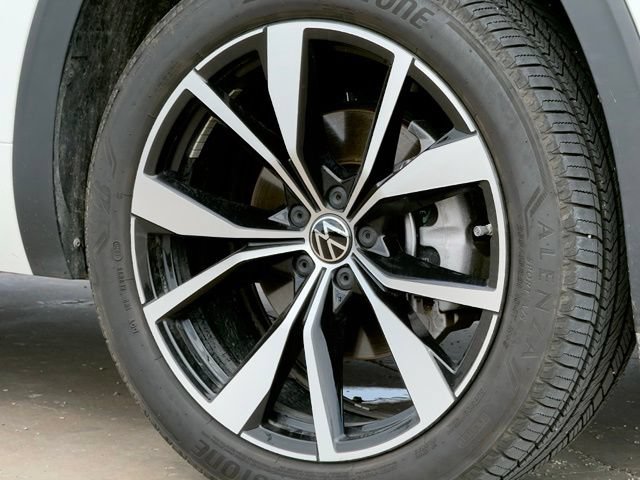 Used 2026 Volkswagen Atlas SEL Premium R-Line AWD/4WD image 15
