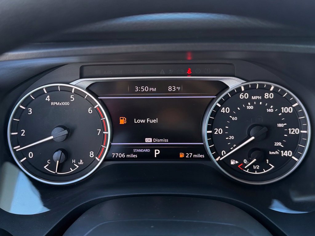 Used 2025 Nissan Rogue S FWD image 18
