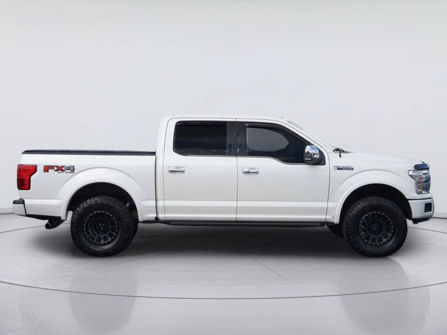 Certified 2019 Ford F150 Platinum w/ Equipment Group 701A Luxury AWD/4WD image 5