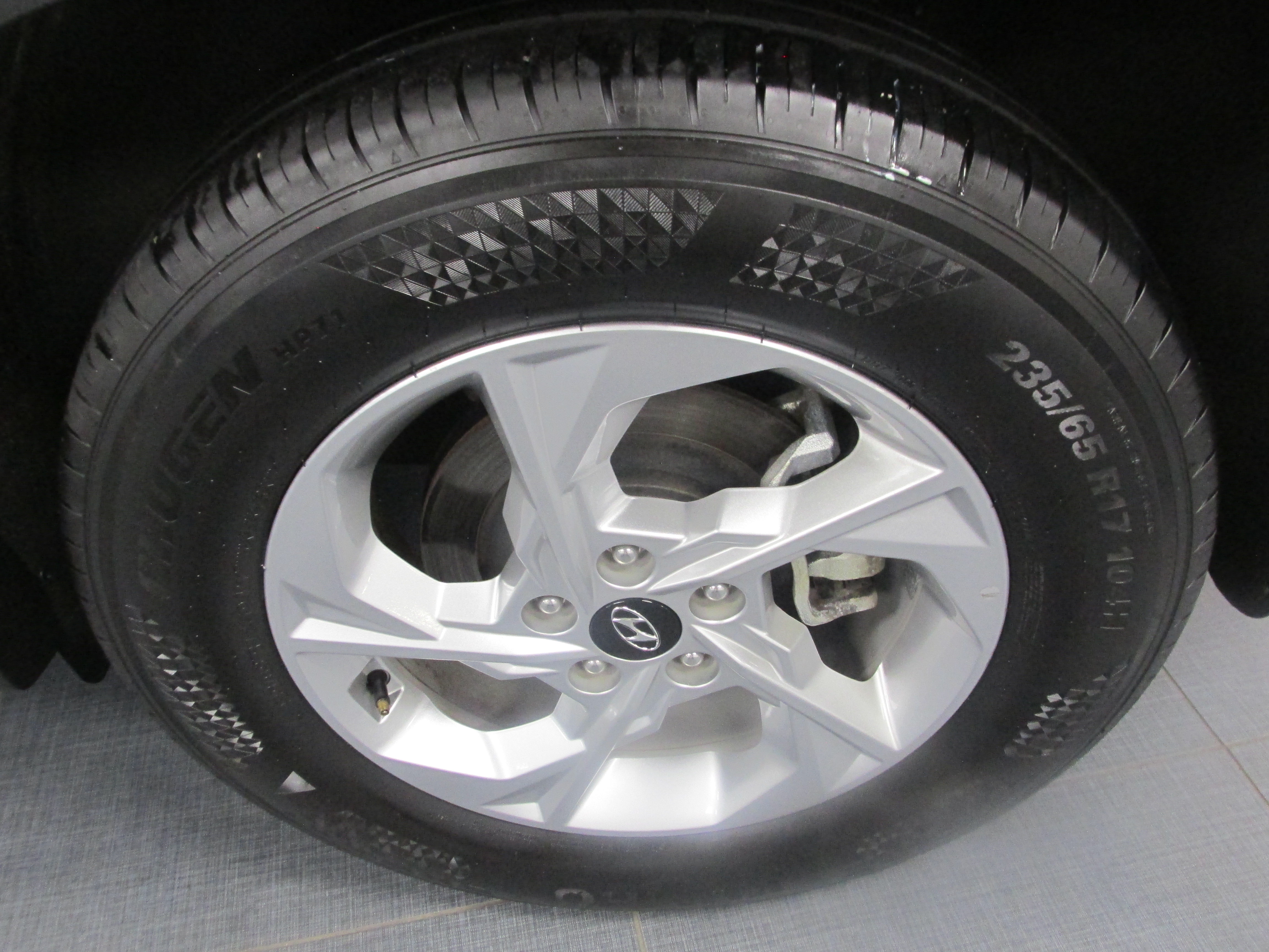 Used 2024 Hyundai Tucson SEL FWD image 13