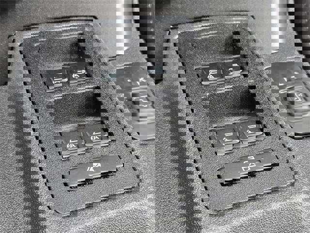 Certified 2023 Ford Bronco Black Diamond w/ Sasquatch Package image 13