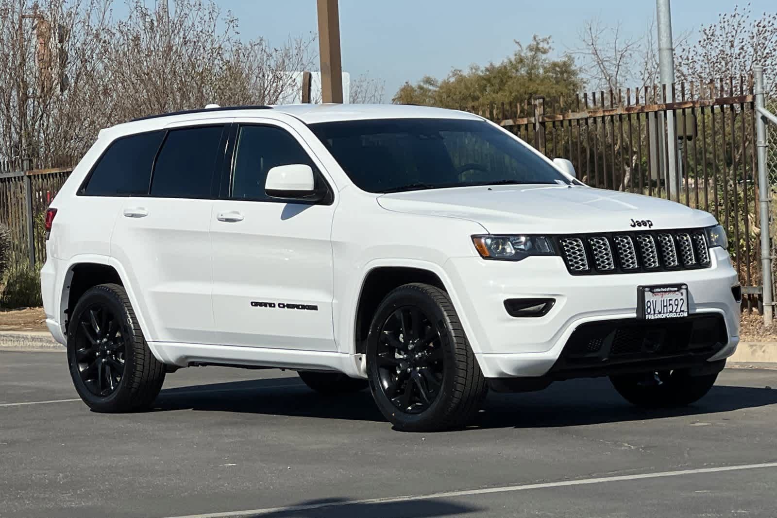Used 2021 Jeep Grand Cherokee Laredo X image 7