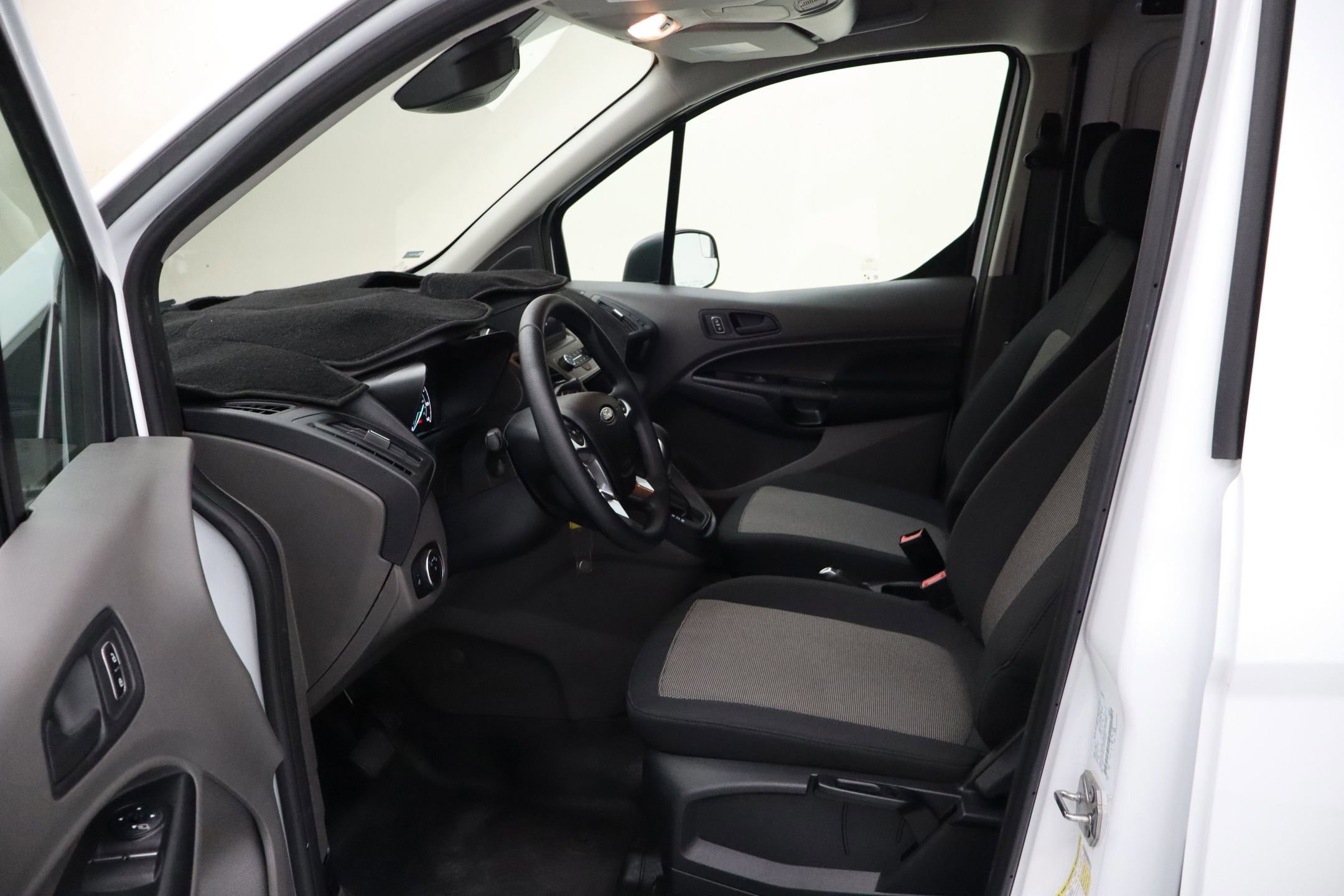 Certified 2023 Ford Transit Connect XL FWD image 27