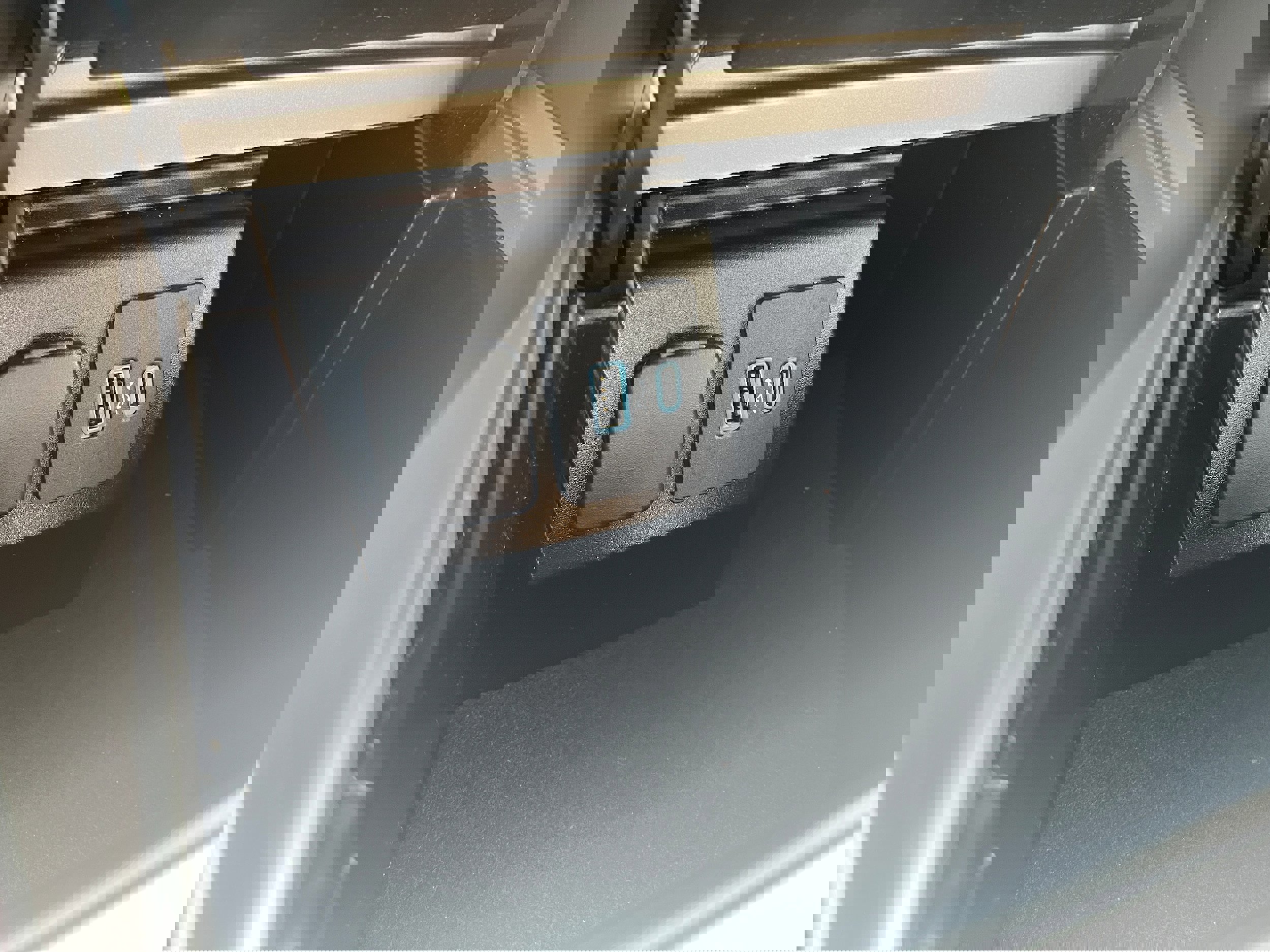 Certified 2021 Ford Explorer Platinum w/ Equipment Group 601A image 18