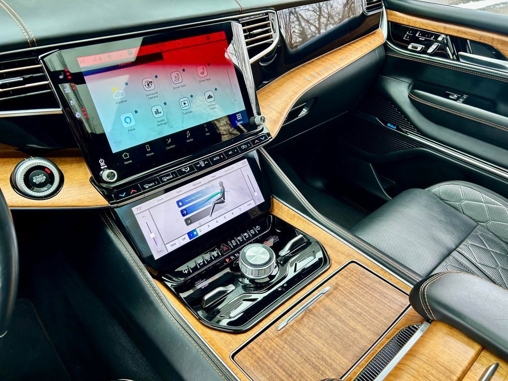 Used 2022 Jeep Grand Wagoneer Series III w/ Rear Seat Video Group 1 image 25