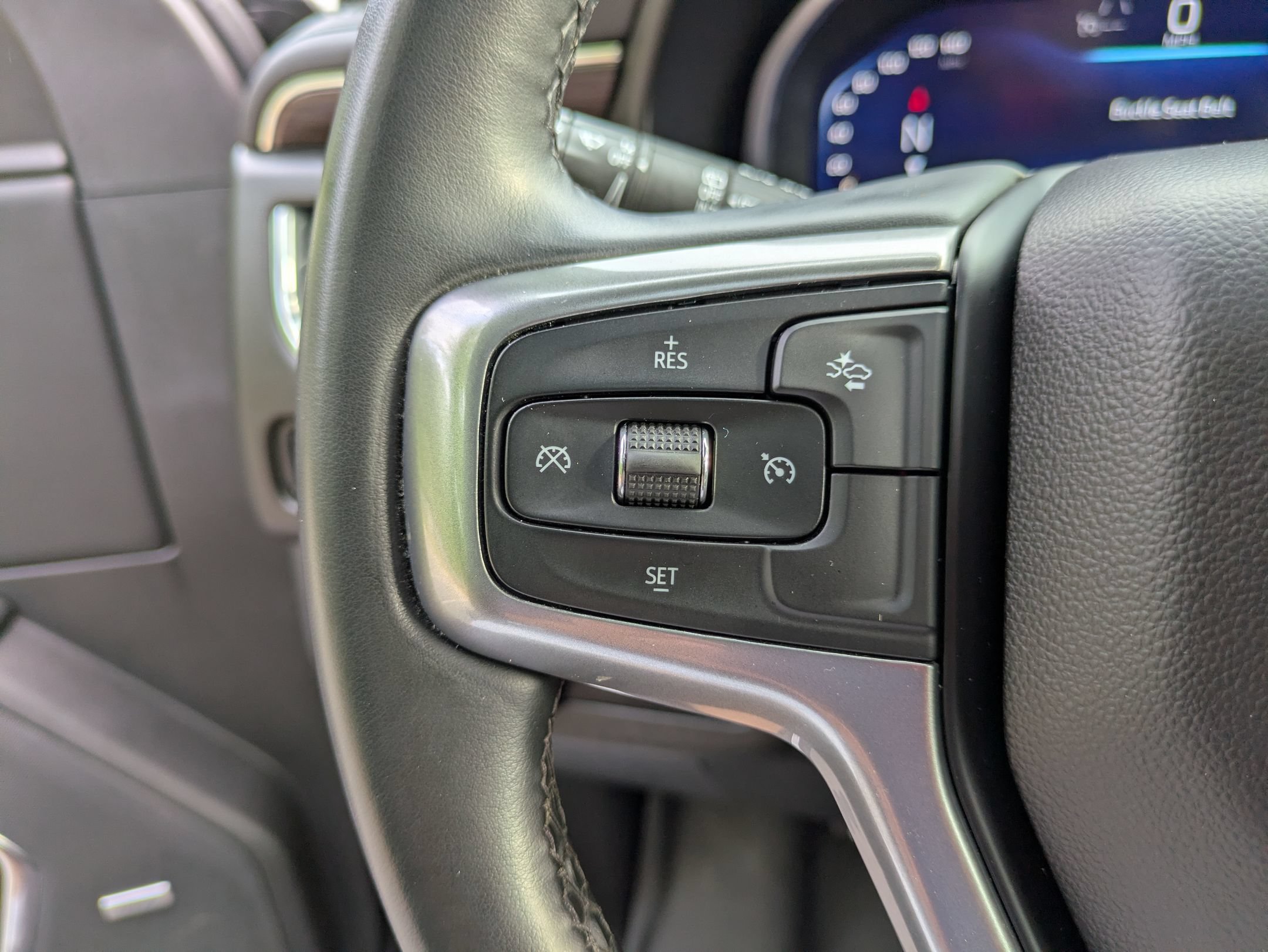 Used 2023 Chevrolet Tahoe Z71 AWD/4WD image 18