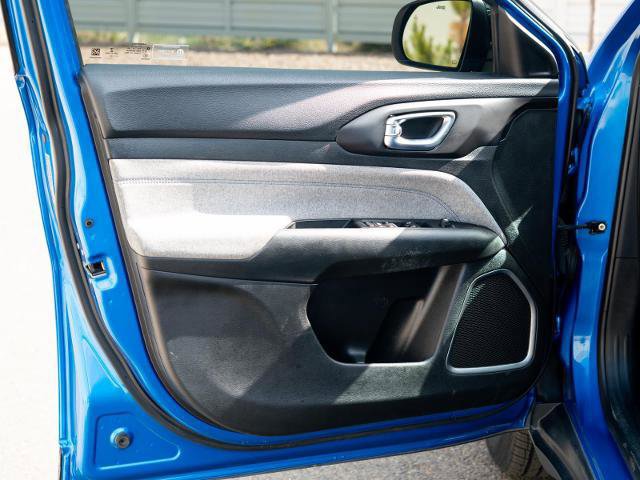 Used 2022 Jeep Compass Latitude image 17