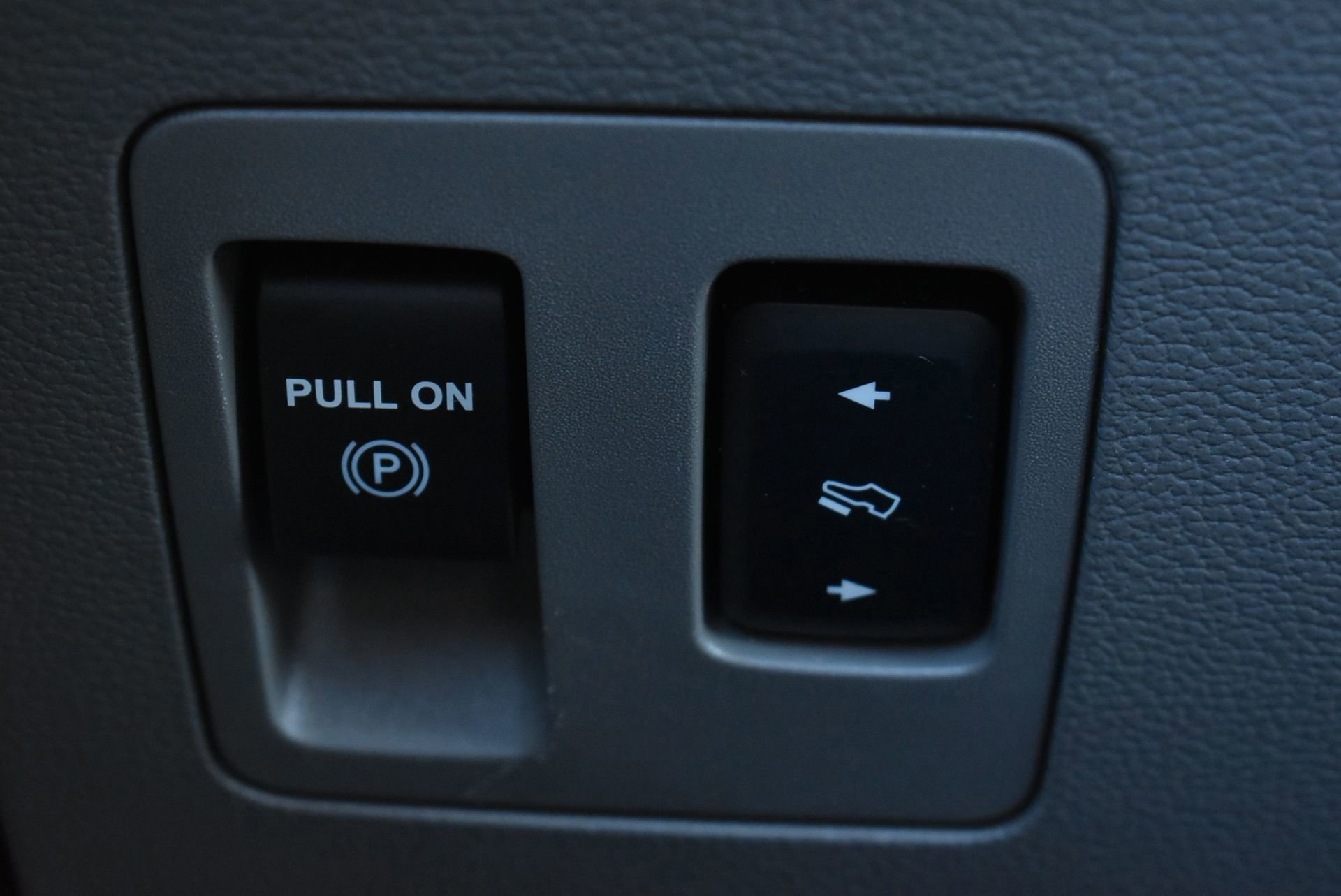 Certified 2017 Ford F150 XLT w/ Equipment Group 302A Luxury image 32