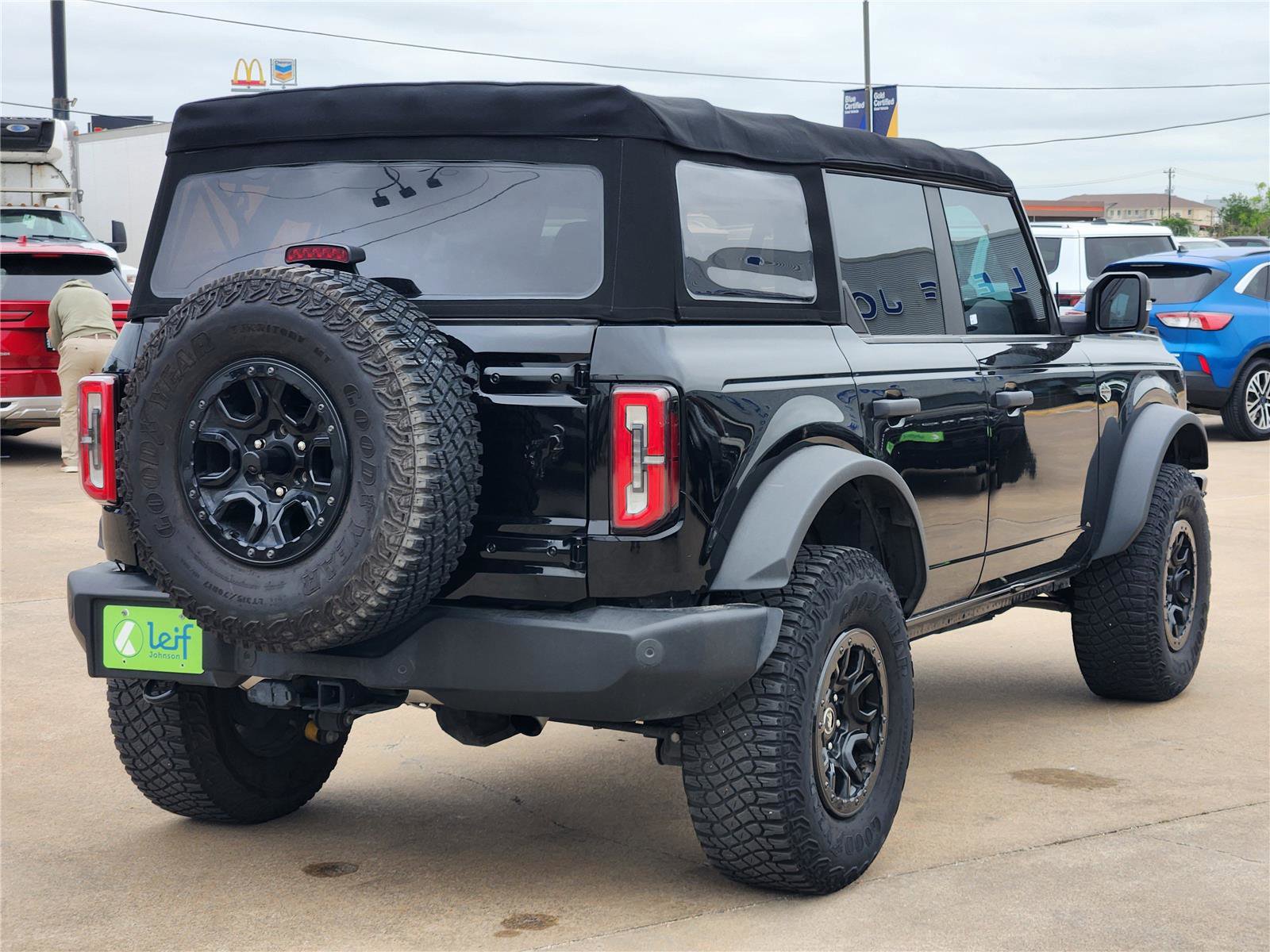 Certified 2022 Ford Bronco Wildtrak AWD/4WD image 5