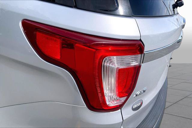Certified 2019 Ford Explorer XLT w/ Equipment Group 202A AWD/4WD image 28