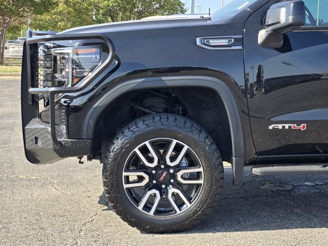 Used 2023 GMC Sierra 1500 AT4 w/ AT4 Premium Package AWD/4WD image 9