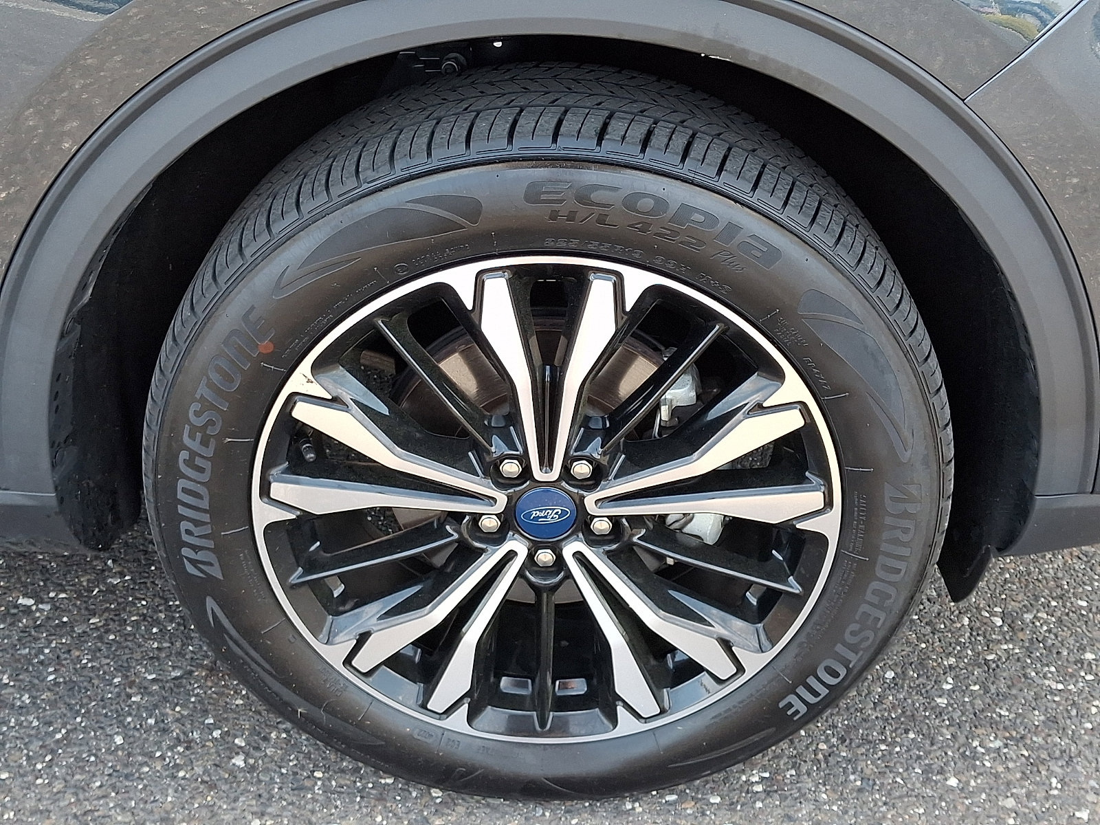 Certified 2022 Ford Escape SEL w/ SEL Stealth AWD Package image 8