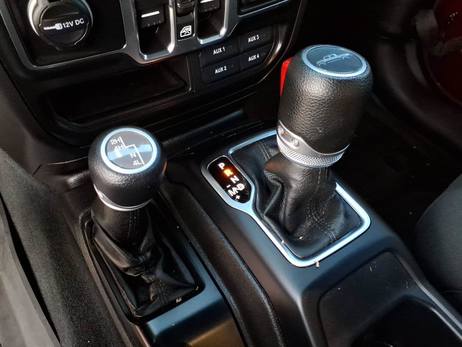 Used 2022 Jeep Gladiator Sport AWD/4WD image 23