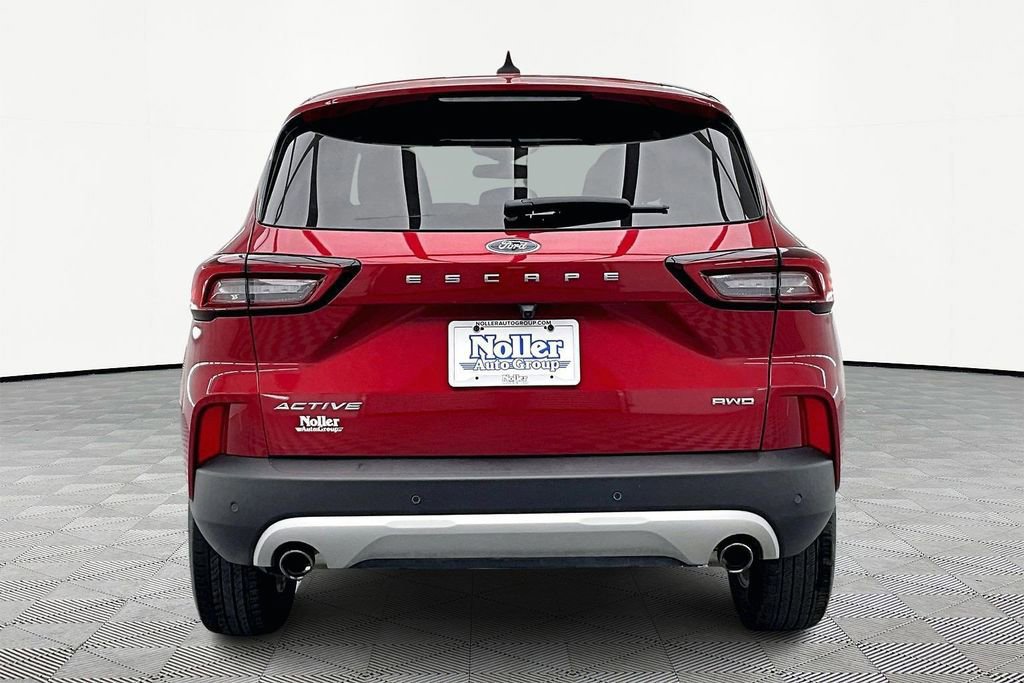 Certified 2023 Ford Escape Active w/ Tech Pack #2 image 3