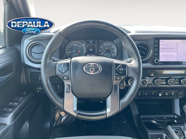 Used 2022 Toyota Tacoma TRD Off-Road w/ Technology Package AWD/4WD image 15
