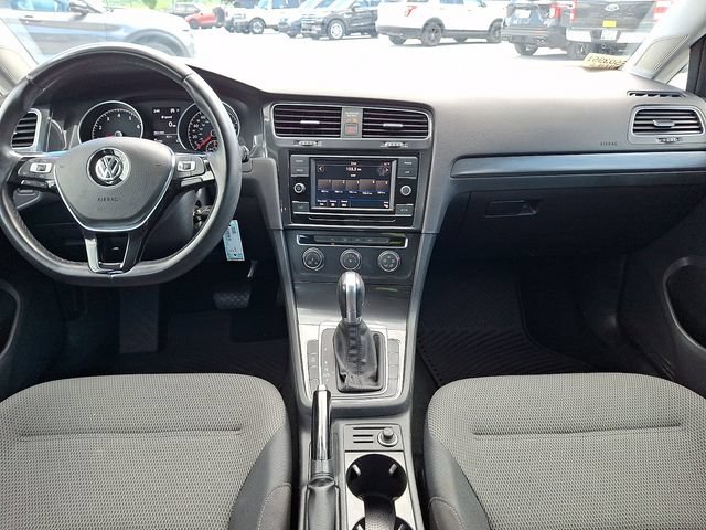 Used 2019 Volkswagen Golf S FWD image 20
