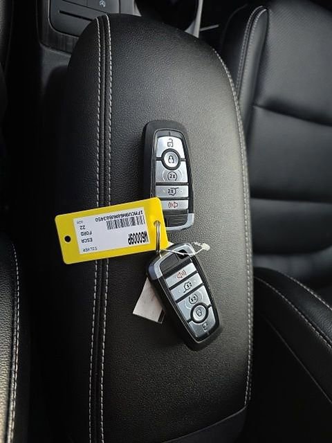 Certified 2022 Ford Escape SEL image 30