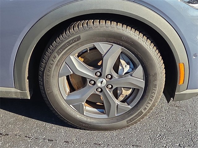 Certified 2021 Ford Mustang Mach-E Select w/ Comfort/Technology Package image 8