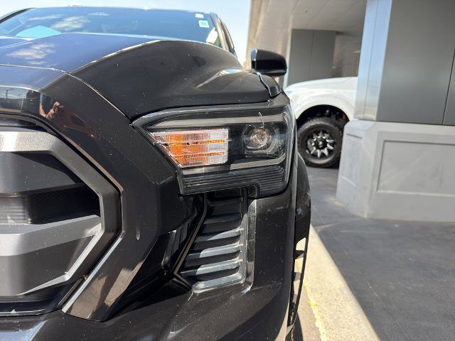 Used 2025 Toyota Tacoma SR5 AWD/4WD image 4